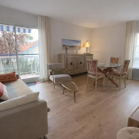 Lumineux Avec Balcon Et Parking Privé Arcachon
