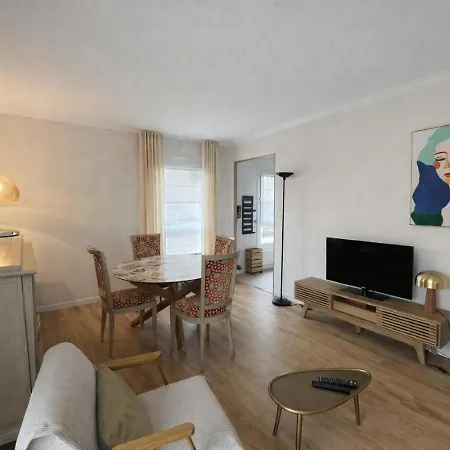 Appartamento Lumineux Avec Balcon Et Parking Privé *