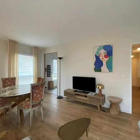 Apartment T2 Au Calme Avec Balcon Et Parking Prive Arcachon