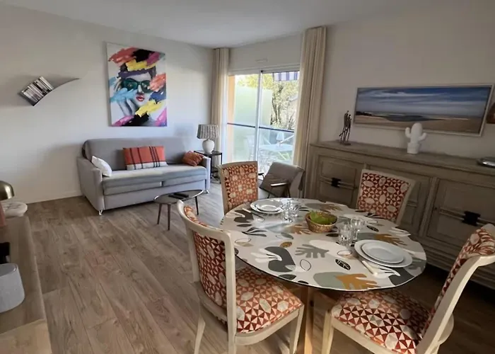 Daire T2 Au Calme Avec Balcon Et Parking Prive Arcachon