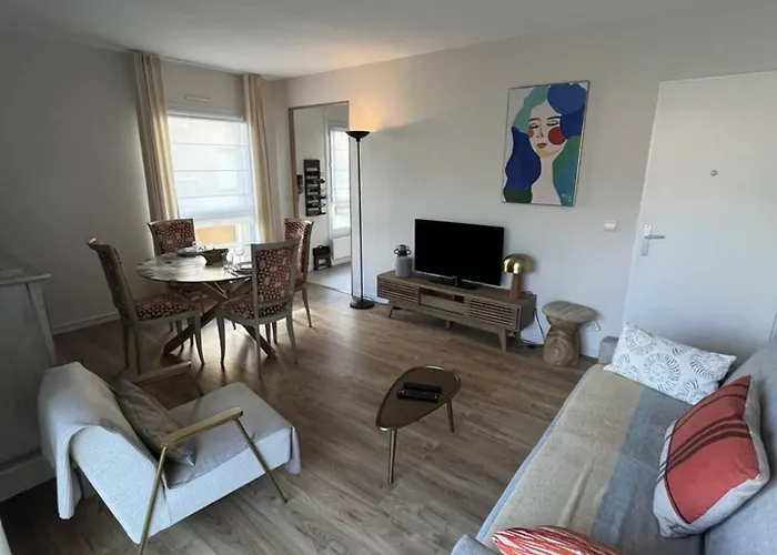 T2 Au Calme Avec Balcon Et Parking Prive * Arcachon